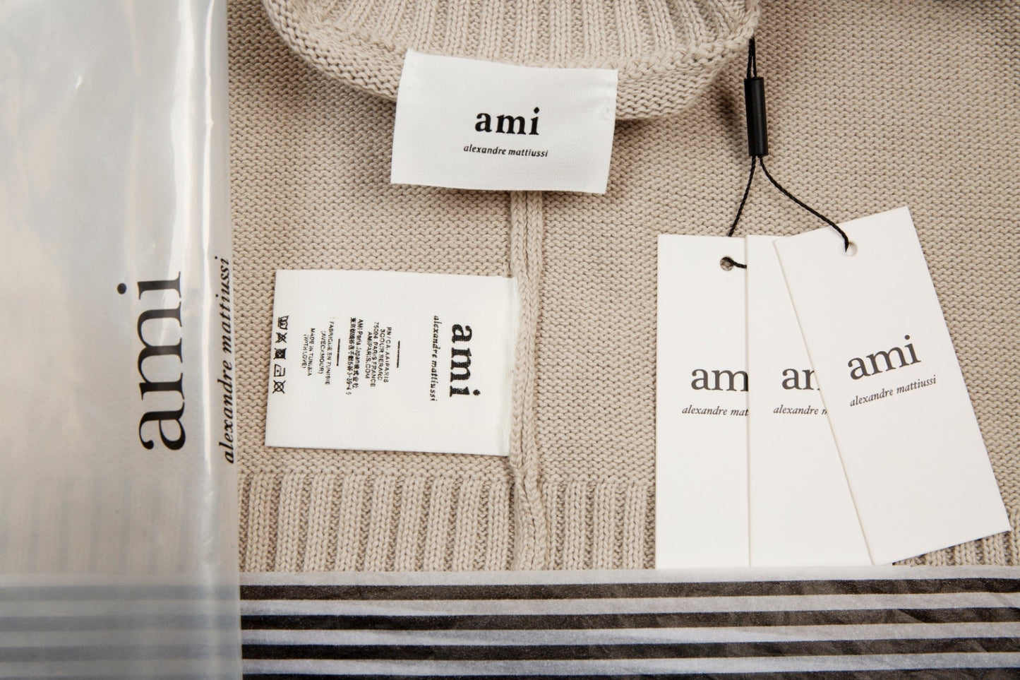 Pull en laine logo blanc Ami Paris